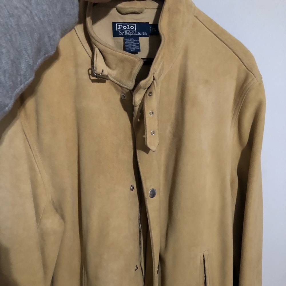 Polo sz L cream colored suede